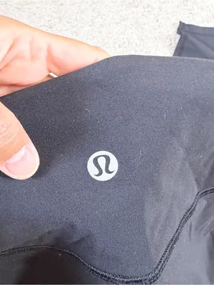 Lululemon Women’s Wunder Under Hi-Rise 7/8 Tight Full-On Luxtreme 25" in Black 8 thumbnail 9