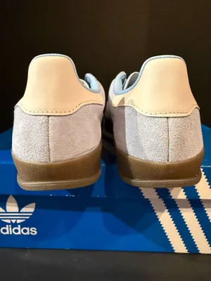 Women’s Adidas Gazelle Indoor size 8.5W thumbnail 3