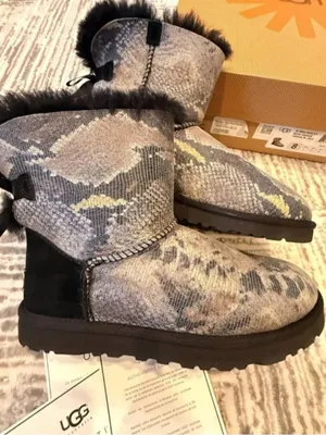 UGG women's US size 8 Mini Bailey Bow Snake Boots MSRP $225. thumbnail 7