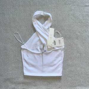 Zara White V Neck Cotton Cropped Halter Top Sz M thumbnail 3