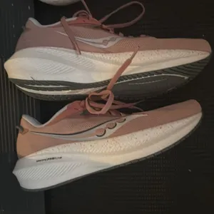 Saucony triumph 21 thumbnail 3
