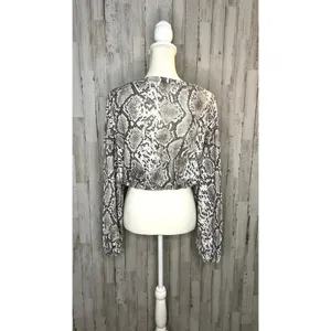 Altar'd State Women's Size Small Snakeskin‎ Long Sleeve Cropped Top Blouse thumbnail 4