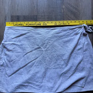 Old Navy High-Waisted Faux-Wrap Linen-Blend Mini Skort thumbnail 7