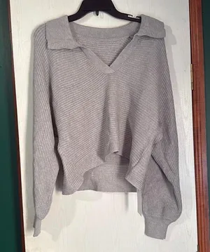 Amazon NWT Chyrii Grey Knit Collared Cropped Pullover size S thumbnail 1