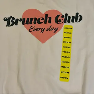 Wildfox Graphic Sweatshirt Brunch Club Every Day Sweatshirt Barbie Pink Medium thumbnail 2