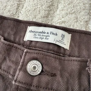 Abercrombie & Fitch The 90s Straight Ultra High Rise Size 2 thumbnail 8