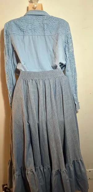 Karen Kane A stylish denim set. Size L. $45. thumbnail 5