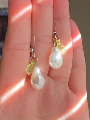 Handmade unique baroque pearl & leaf  dangle earrings🌿 thumbnail 6