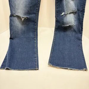True Religion Becky Vintage Y2K Flare Jeans Size 32 Distressed Low Rise thumbnail 3