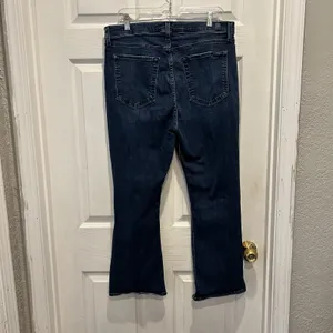 7 For All Mankind Kick‎ Flare Jeans Womens 32 Ripped Knee Bootcut Denim thumbnail 6