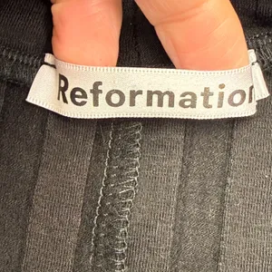 Reformation Black Ribbed Cutout Mock Neck Maxi Dress Size Medium M Long Slv‎ thumbnail 3