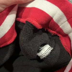 Disney Walt World Mickey Mouse Christmas Sweatshirt Black Red White Size Medium thumbnail 8