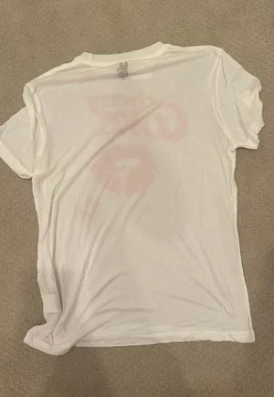 T-shirt thumbnail 3