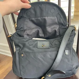 Marc Jacobs Preppy Nylon Messenger Bag Black Gold $200 thumbnail 6