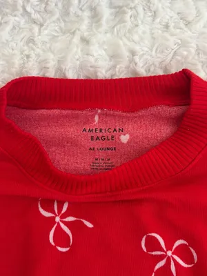 American Eagle Red Bow-Print Cozy Crewneck thumbnail 2