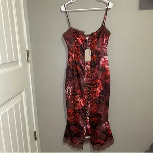 NEW Meshki Floral Lace Up Satin Midi Dress Women’s Size Large thumbnail 4