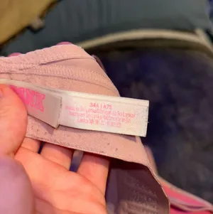 PINK bra thumbnail 3