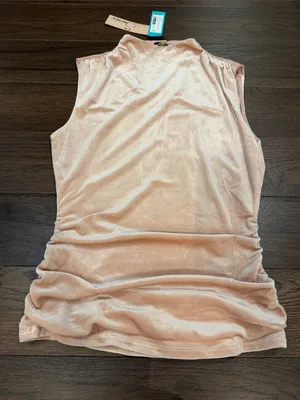 Les Serin Sleeveless Mock Neck Velvet Top - Blush Size Medium NWT - C67-101 thumbnail 6