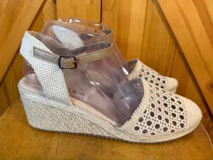 Anne Klein Women's Zida Woven Espadrille Wedges size 9.5M thumbnail 1