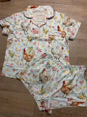 NIB- Farmhouse Chicken Floral Pajama Set Short Sleeve Button Down Shorts- L thumbnail 1