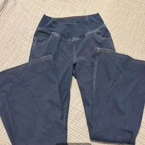 Halara Jeans Flare thumbnail 1
