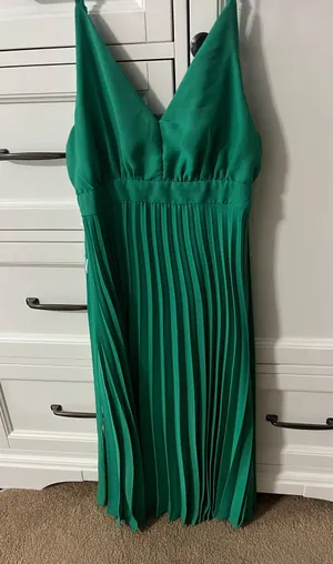 TJ Maxx Green Midi Dress thumbnail 1