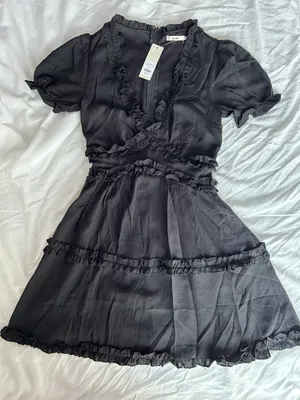 Francesca's Black Dress thumbnail 4