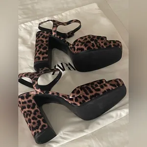 Zara Leopard Print Platform Block Heels - Size 42 (US 10) - Worn Once! ✨ thumbnail 9