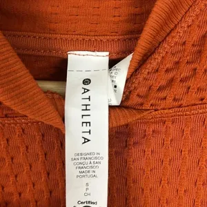 Athleta women’s flurry seamless cropped burnt orange hoodie thumbnail 3