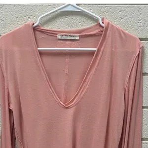 Free People We the Free Pink V Neck Long Sleeve Tee size S thumbnail 10