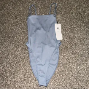 Alo Yoga Thrill Seeker Bodysuit Steel Blue NWT Size medium thumbnail 3