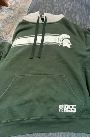 MSU sweatshirt  thumbnail 1