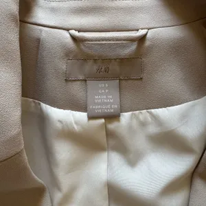 H&M Oversized Blazer thumbnail 3