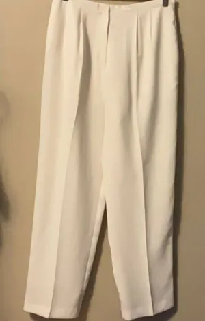 Elegant Women's White Straight Leg Pants Size 12 thumbnail 1