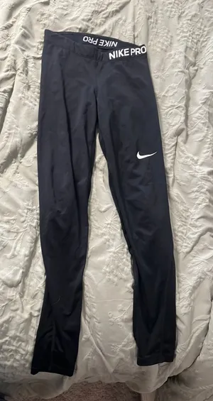 Nike Pro Leggings thumbnail 1