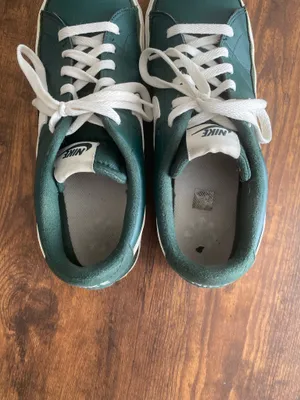 Nike Men's Dark Green and White Low-Top Sneakers thumbnail 7