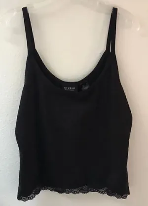 🌻3/20 Studio by Liz Claiborne cami. Size Large. thumbnail 1