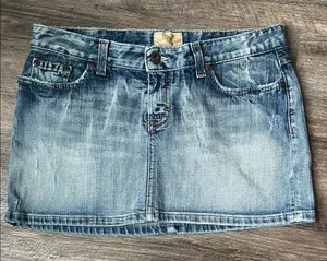 Y2K Buckle Denim Mini Skirt Sz 30 Low Rise Distressed Festival Indie Sleaze ♠️ thumbnail 1