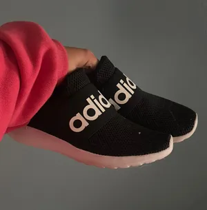 Adidas thumbnail 1