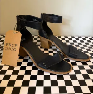 Frye and Co Heels thumbnail 4