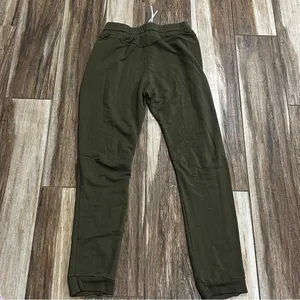 Gymshark olive green sweatpants thumbnail 4