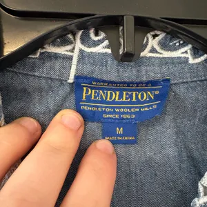 Pendleton Denim Blue Sleeveless Button Down Shirt thumbnail 5
