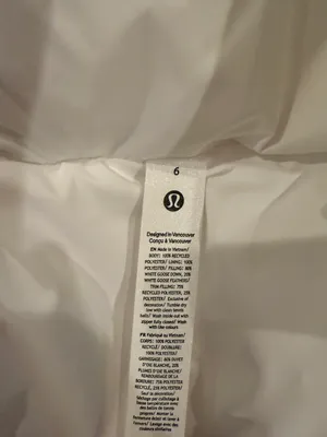 Lululemon Puffer Vest thumbnail 4