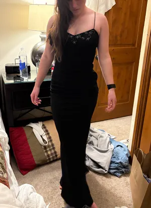 Black dress Size 6 thumbnail 5