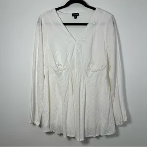 Torrid Women’s Long Sleeve White Eyelet Babydoll Tunic Size 00 (10) thumbnail 3