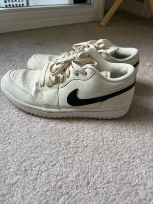 Nike Jordan Low coconut milks thumbnail 2