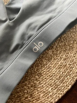 Alo Yoga Peak Bra Anthracite Gray Cutout Asymmetric Sports Bra XS thumbnail 3