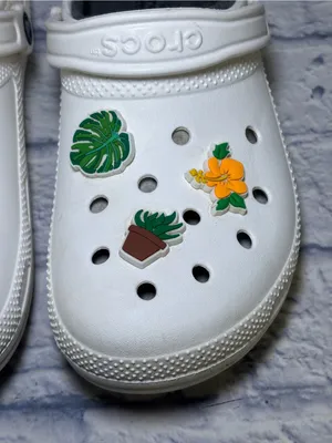 CROCS Classic Lined Clogs Shoes M 8 /W 10 White Fleece Slip On With Jibbitzs thumbnail 4