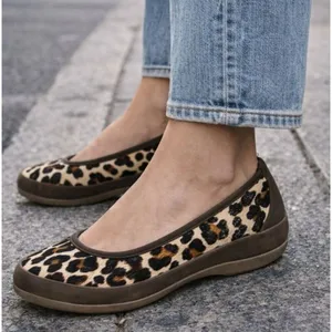 Ecco Felicia Loafers Size EU 36 Brown Leopard Flats Calfhair Animal Print thumbnail 1