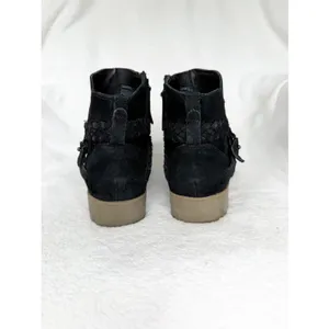 Teva De La Vina Woman’s Size 7 Black Suede Braided Ankle Boots thumbnail 3